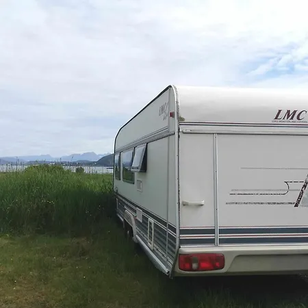 Vigra Glamping Campingplasser Synes